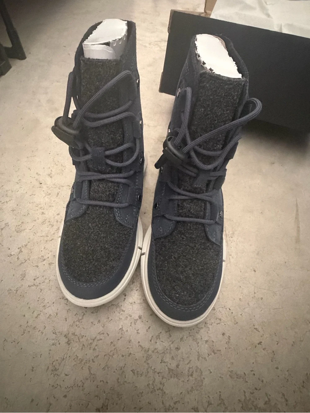 Sorel Navy and Gray Kids Lace-Up Winter Boots - Brand new never worn